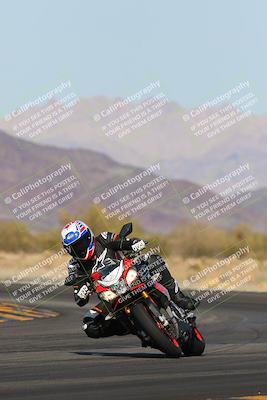 media/Feb-04-2023-SoCal Trackdays (Sat) [[8a776bf2c3]]/Turn 14 (115pm)/